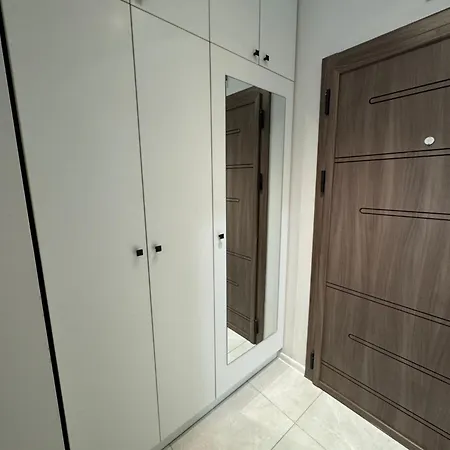 Апартамент Lux Apartment, Free Parking *